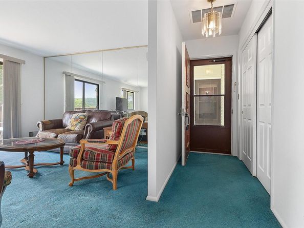 84 Molly Pitcher Lane H, Yorktown Heights NY 10598