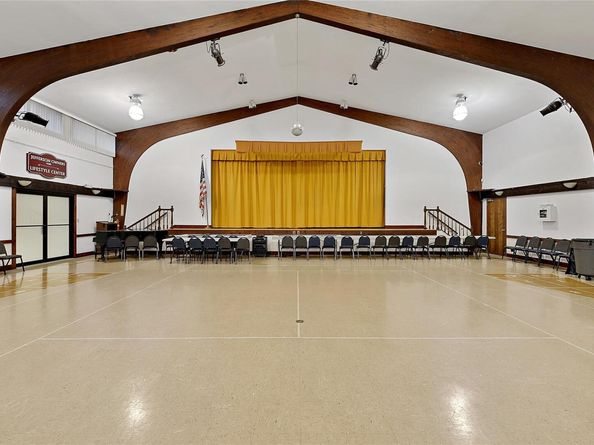 84 Molly Pitcher Lane H, Yorktown Heights NY 10598