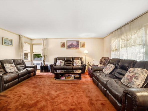 7636 250th Street, Bellerose NY 11426