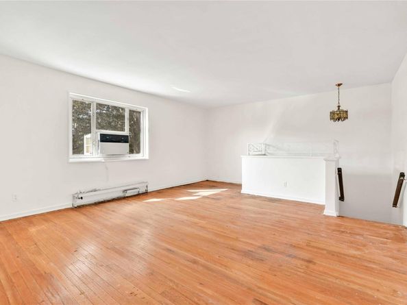 224-01 Hillside Avenue 2, Queens Village NY 11427