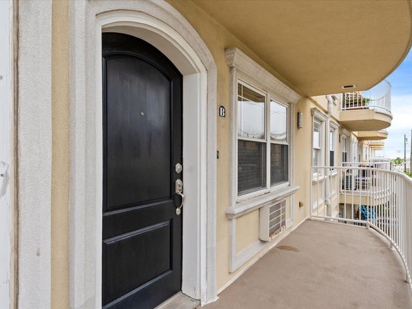 184 Beach 101st Street 2B, Rockaway Park NY 11694