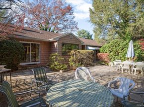 175 Laurel Lane, Laurel Hollow NY 11791