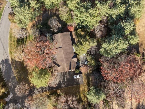 175 Laurel Lane, Laurel Hollow NY 11791