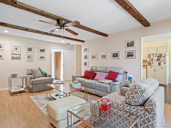 175 Laurel Lane, Laurel Hollow NY 11791
