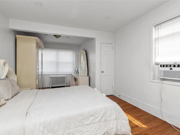 181 Oak Street, West Hempstead NY 11552