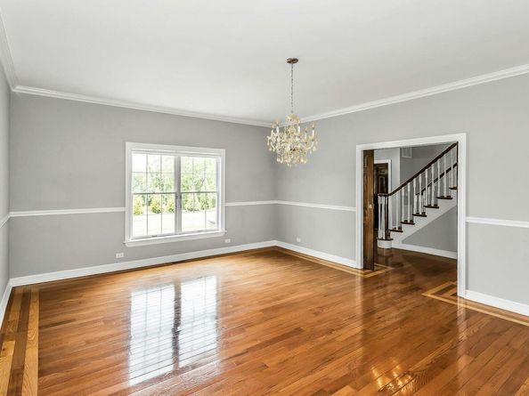 12 Orient Avenue, Northport NY 11768