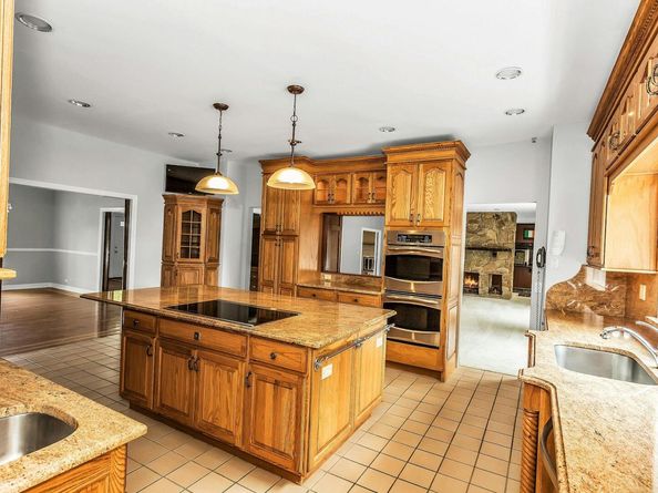 12 Orient Avenue, Northport NY 11768