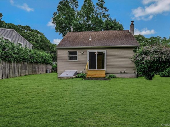 357 Church Lane, Aquebogue NY 11931