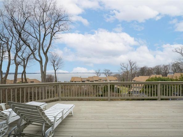 10 Windward Road, Glen Cove NY 11542