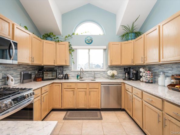 720 W Park Avenue, Long Beach NY 11561