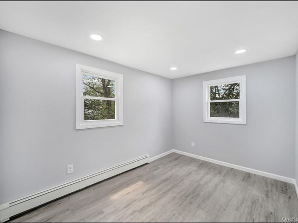 7 E Chestnut Street, Central Islip NY 11722