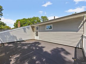60 Lafayette Street, Huntington NY 11743