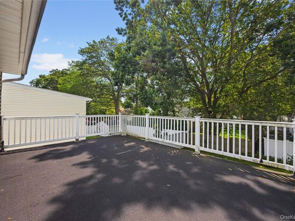 60 Lafayette Street, Huntington NY 11743
