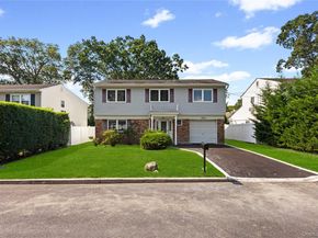 60 Lafayette Street, Huntington NY 11743