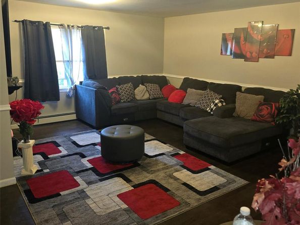 10 Pinebrook Avenue, West Hempstead NY 11552