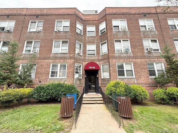 141-42 78 Avenue 1F, Kew Garden Hills NY 11367