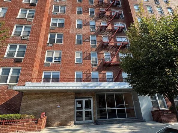 735 Avenue W 1M, Brooklyn NY 11223