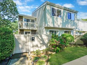 204 Springmeadow Drive N, Holbrook NY 11741