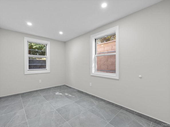 3210 Paulding Avenue, Bronx NY 10469