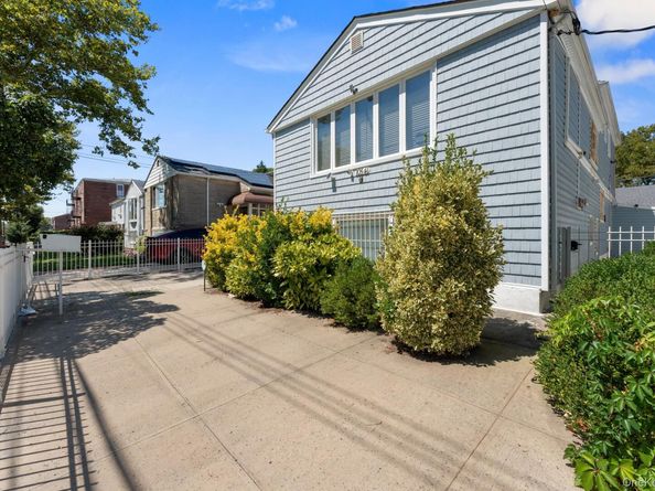 10541 Seaview Avenue, Brooklyn NY 11236