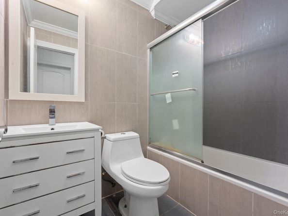 10541 Seaview Avenue, Brooklyn NY 11236