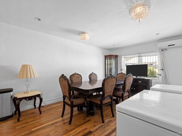 10541 Seaview Avenue, Brooklyn NY 11236