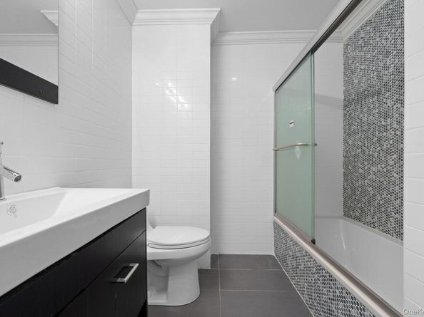 10541 Seaview Avenue, Brooklyn NY 11236