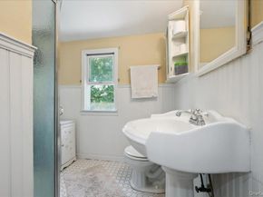 3980 Kingsberry Road, Seaford NY 11783