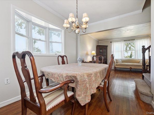 3980 Kingsberry Road, Seaford NY 11783