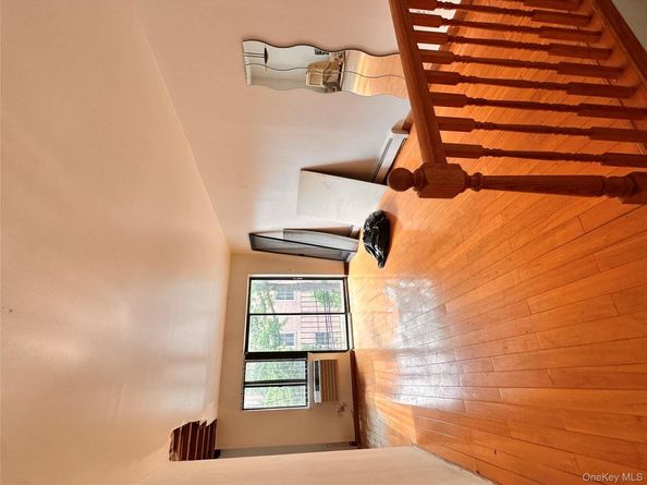 71-34 163rd Street 3, Fresh Meadows NY 11365