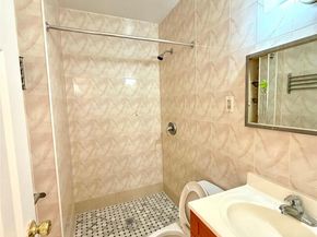 71-34 163rd Street 3, Fresh Meadows NY 11365