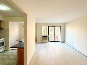 71-34 163rd Street 3, Fresh Meadows NY 11365