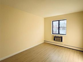 71-34 163rd Street 3, Fresh Meadows NY 11365