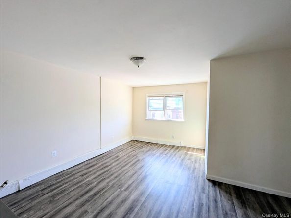 75-34 Furmanville Avenue, Middle Village NY 11379