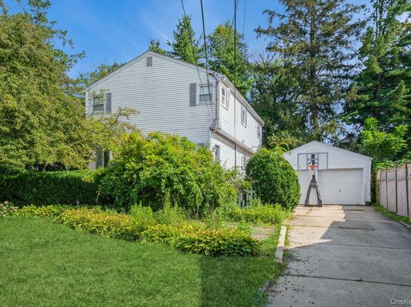327 Livingston Place, Cedarhurst NY 11516