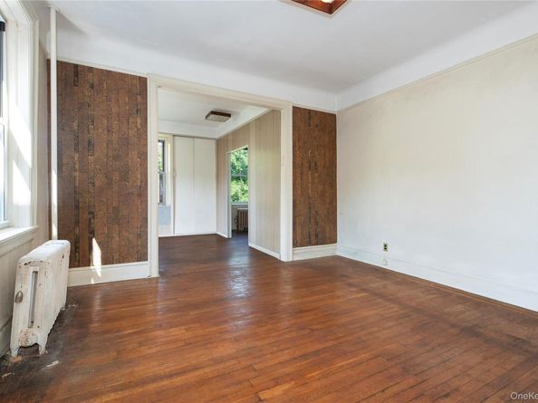 35-46 79 Street 43, Jackson Heights NY 11372