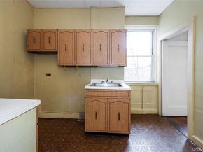 35-46 79 Street 43, Jackson Heights NY 11372
