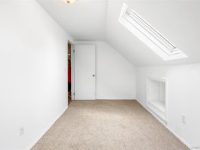 21 Peacock Lane, Levittown NY 11756