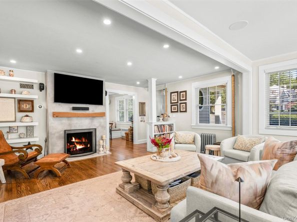 6 Mayhew Avenue, Larchmont NY 10538