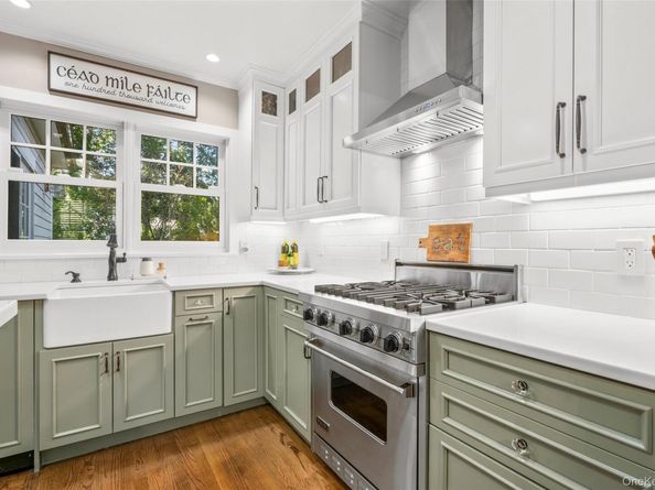6 Mayhew Avenue, Larchmont NY 10538