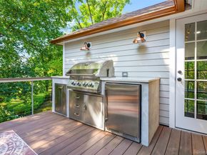 6 Mayhew Avenue, Larchmont NY 10538