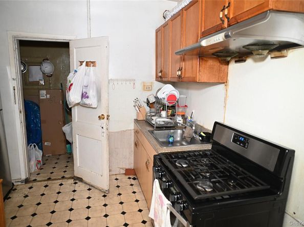 15926 Highland Avenue, Jamaica NY 11432