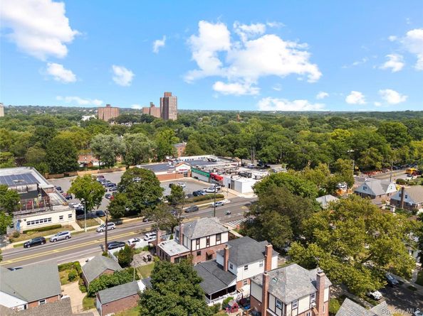 73-08 187th Street, Fresh Meadows NY 11366