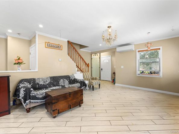 73-08 187th Street, Fresh Meadows NY 11366