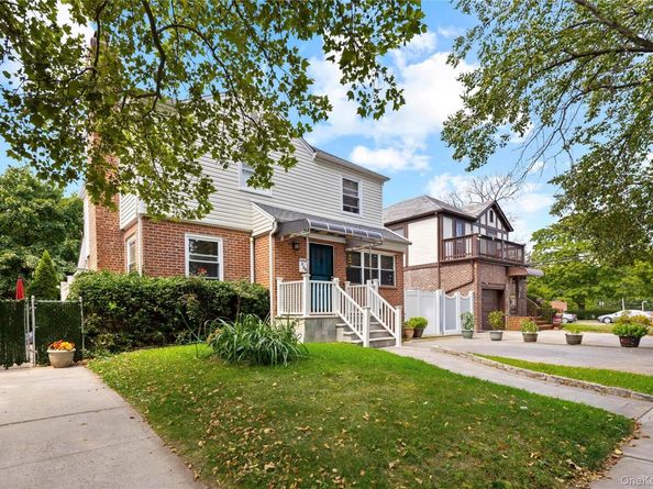 73-08 187th Street, Fresh Meadows NY 11366