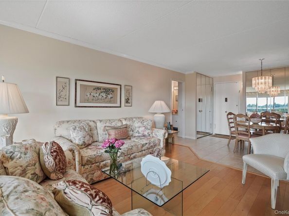 500 High Point Drive 708, Hartsdale NY 10530