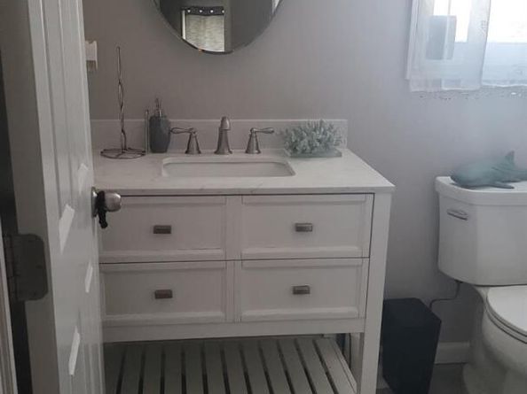 70 W 8th Street, Ronkonkoma NY 11779
