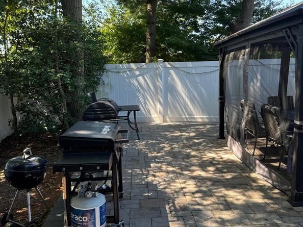 70 W 8th Street, Ronkonkoma NY 11779