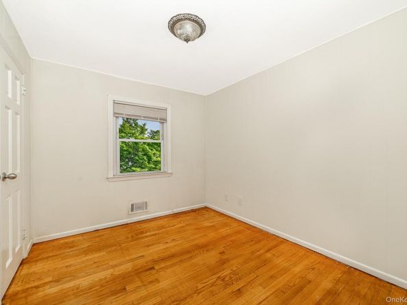 880 Washington Street, Baldwin NY 11510
