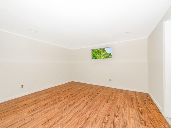 880 Washington Street, Baldwin NY 11510